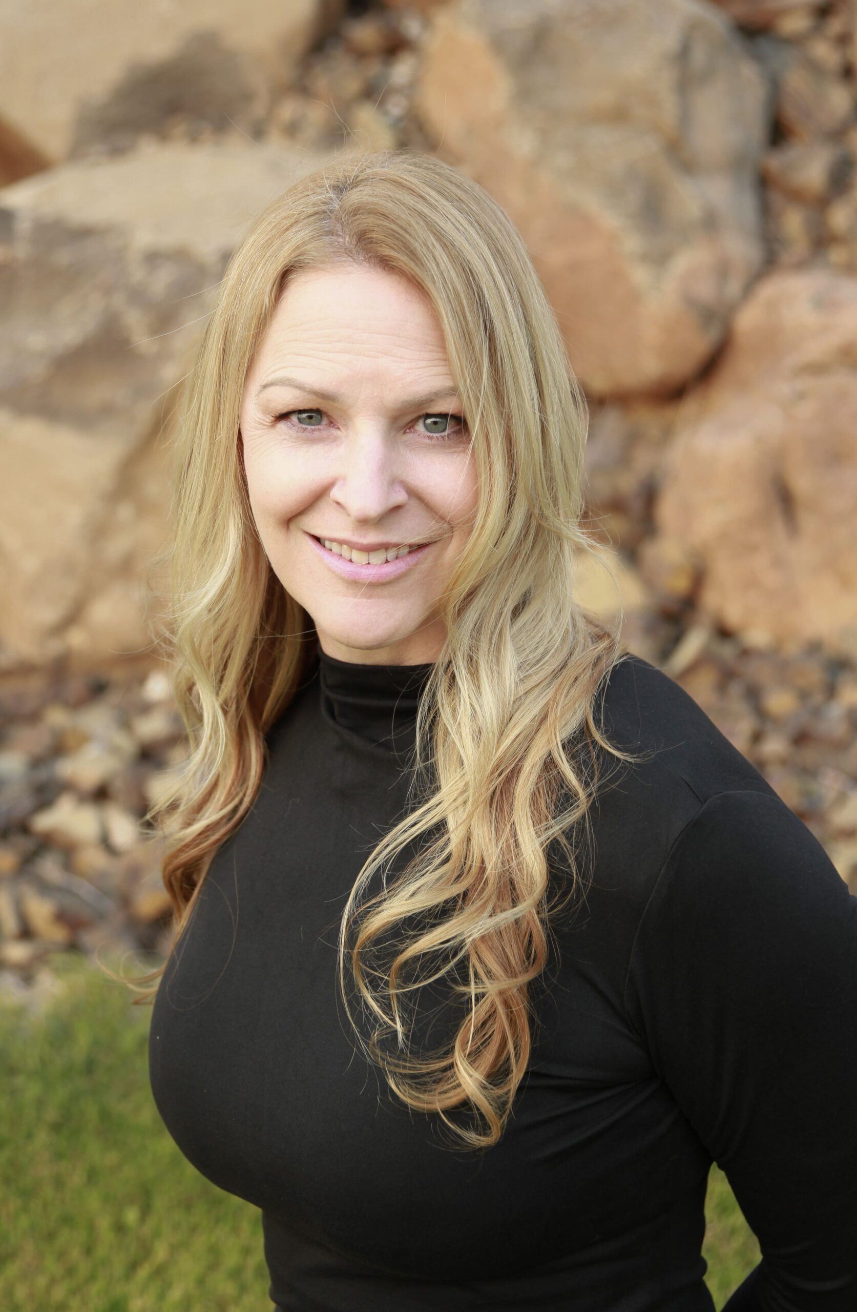 Jennifer Hygienist min scaled