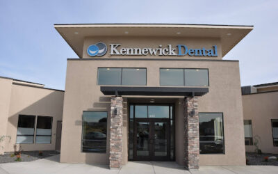 ront entrance of Kennewick Dental office in Kennewick, WA